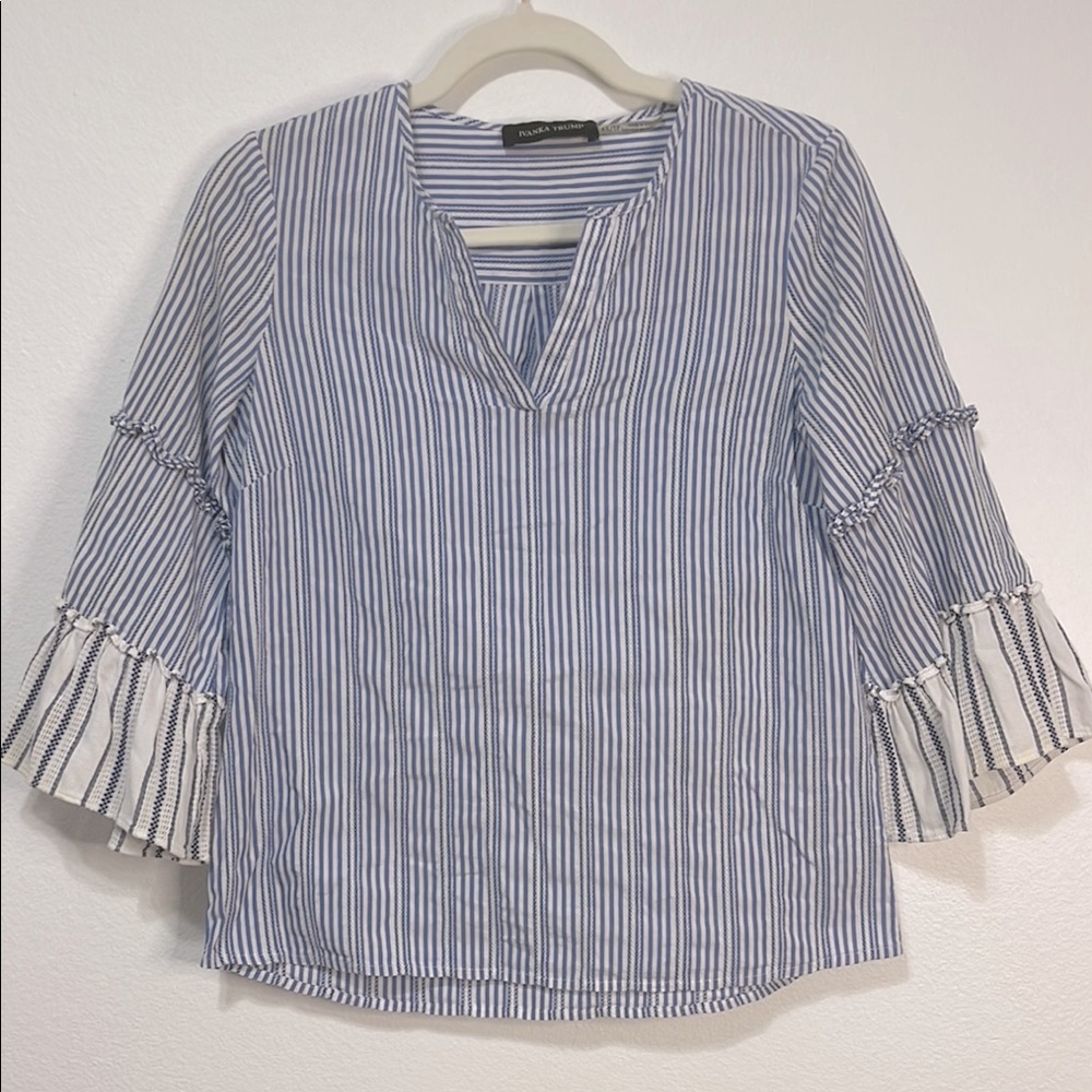 Ivanka Trump Striped Blue and White Top Suze X-Small PTP 18.5” EUC